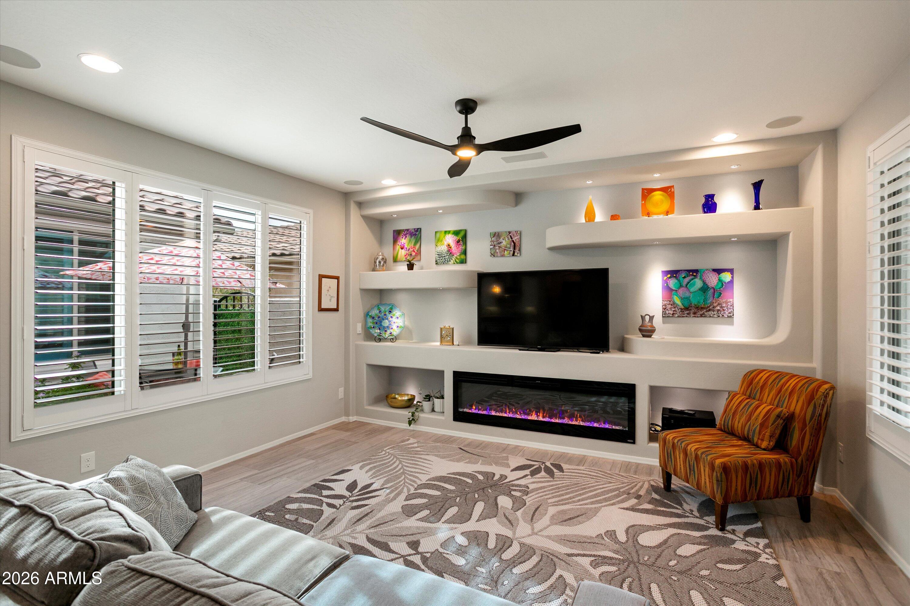 26784 W ORAIBI Drive