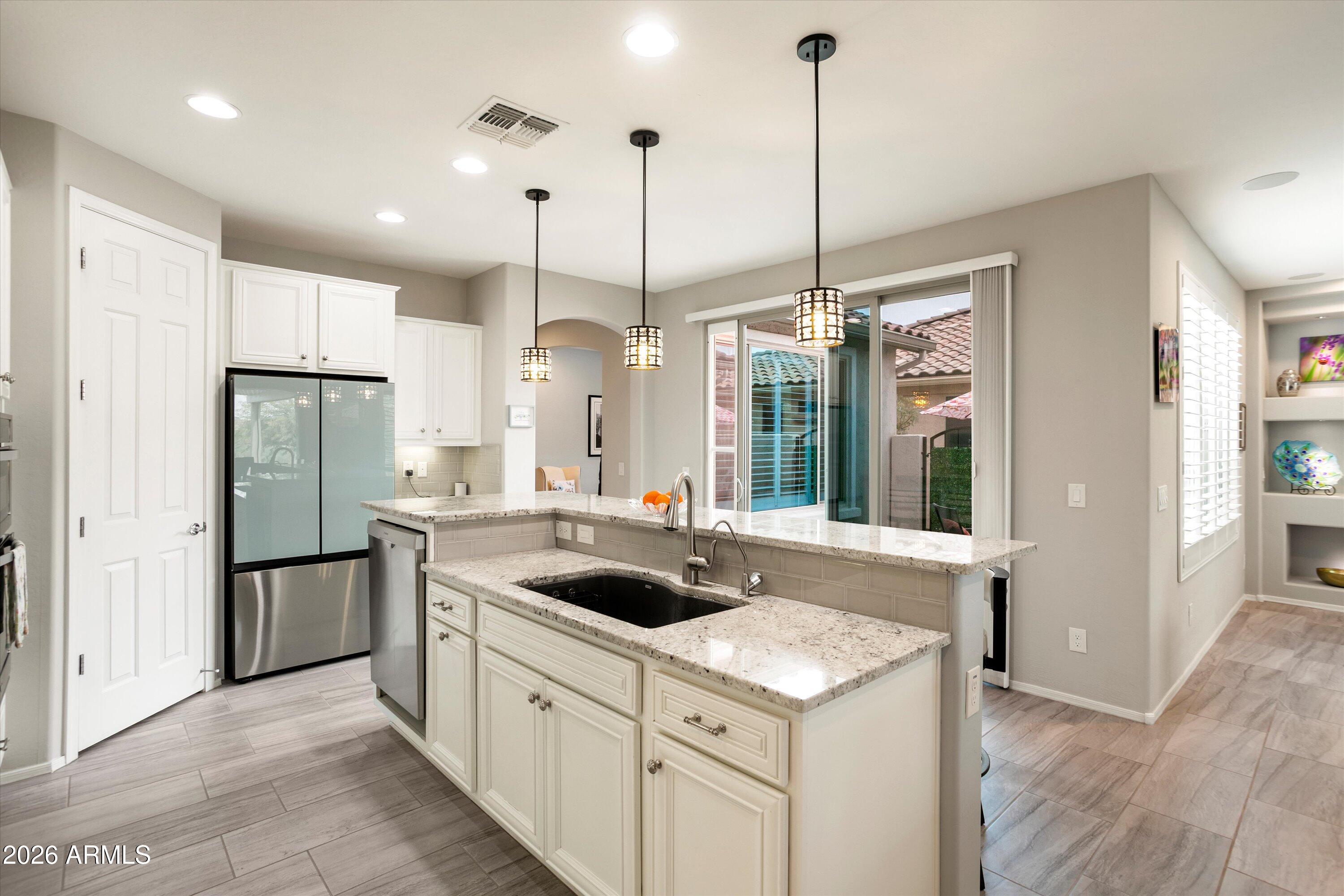 26784 W ORAIBI Drive