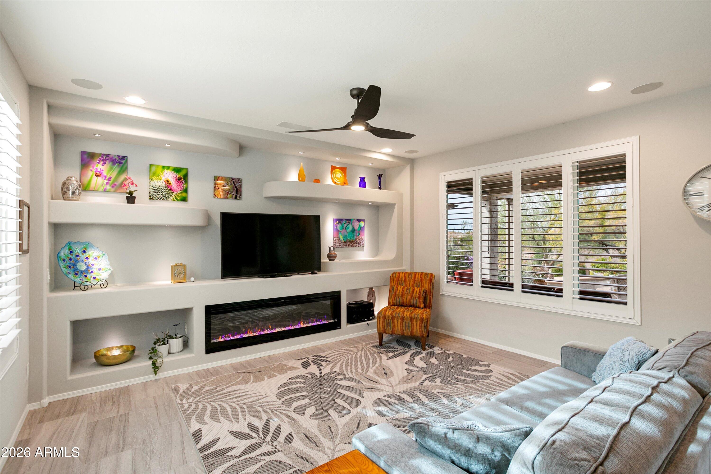 26784 W ORAIBI Drive