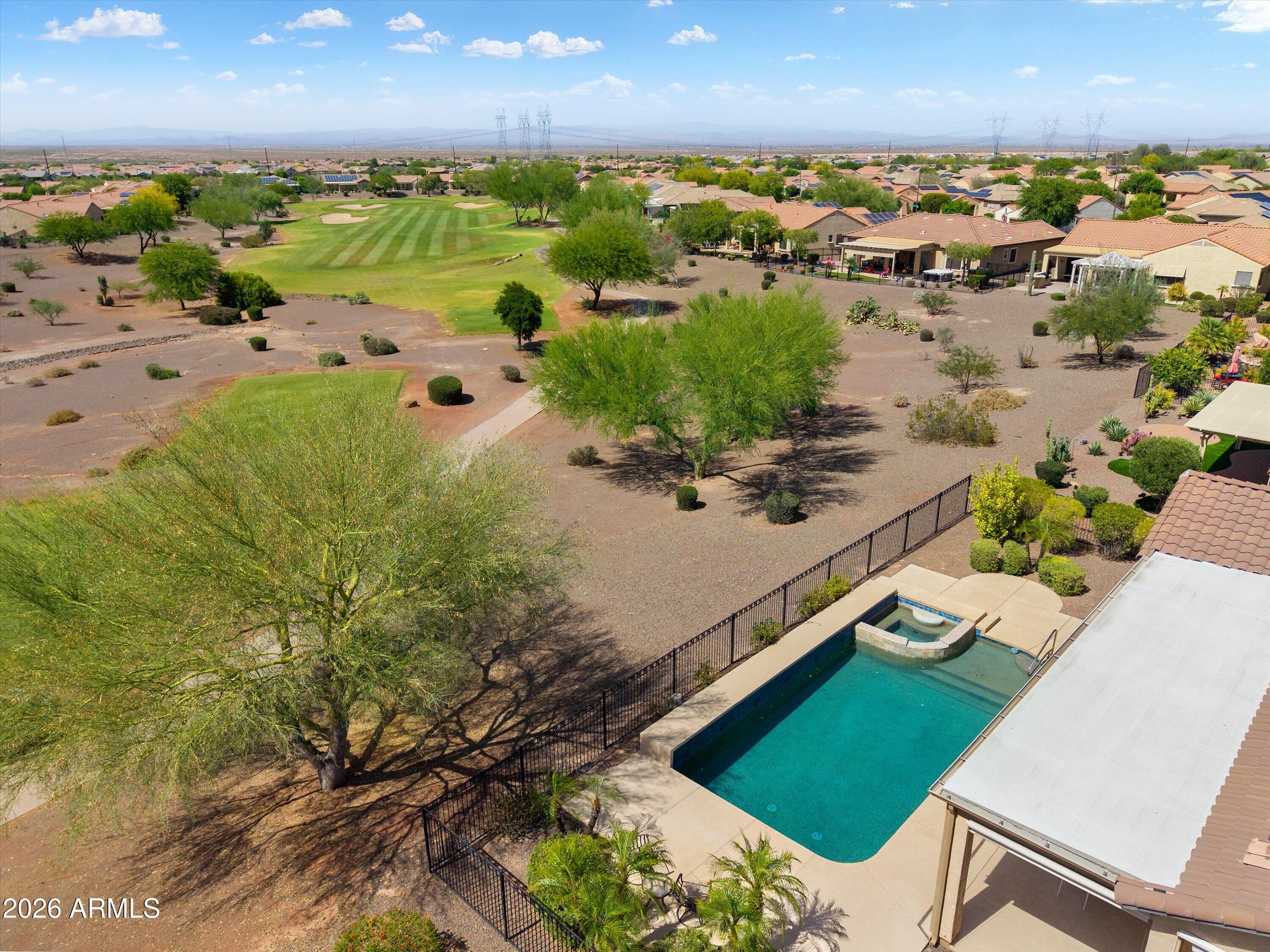 26400 W RUNION Lane