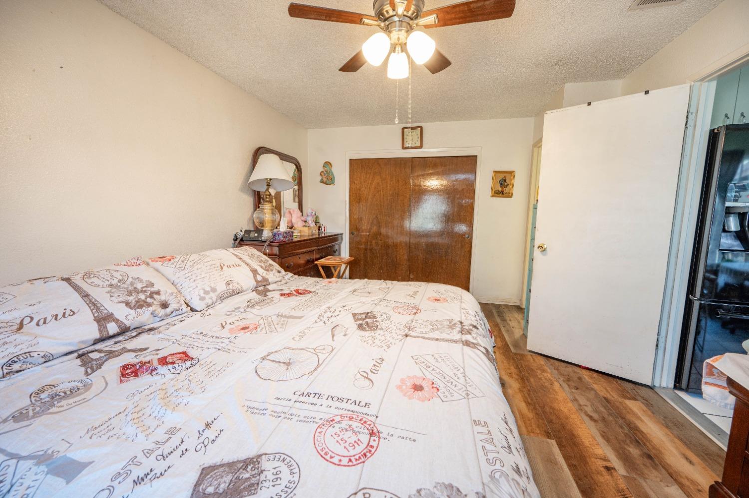 1913 Yellow Pine Drive