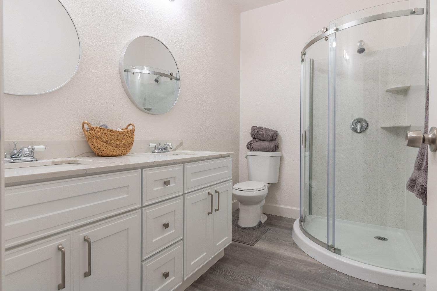 1345 N Lincoln Street