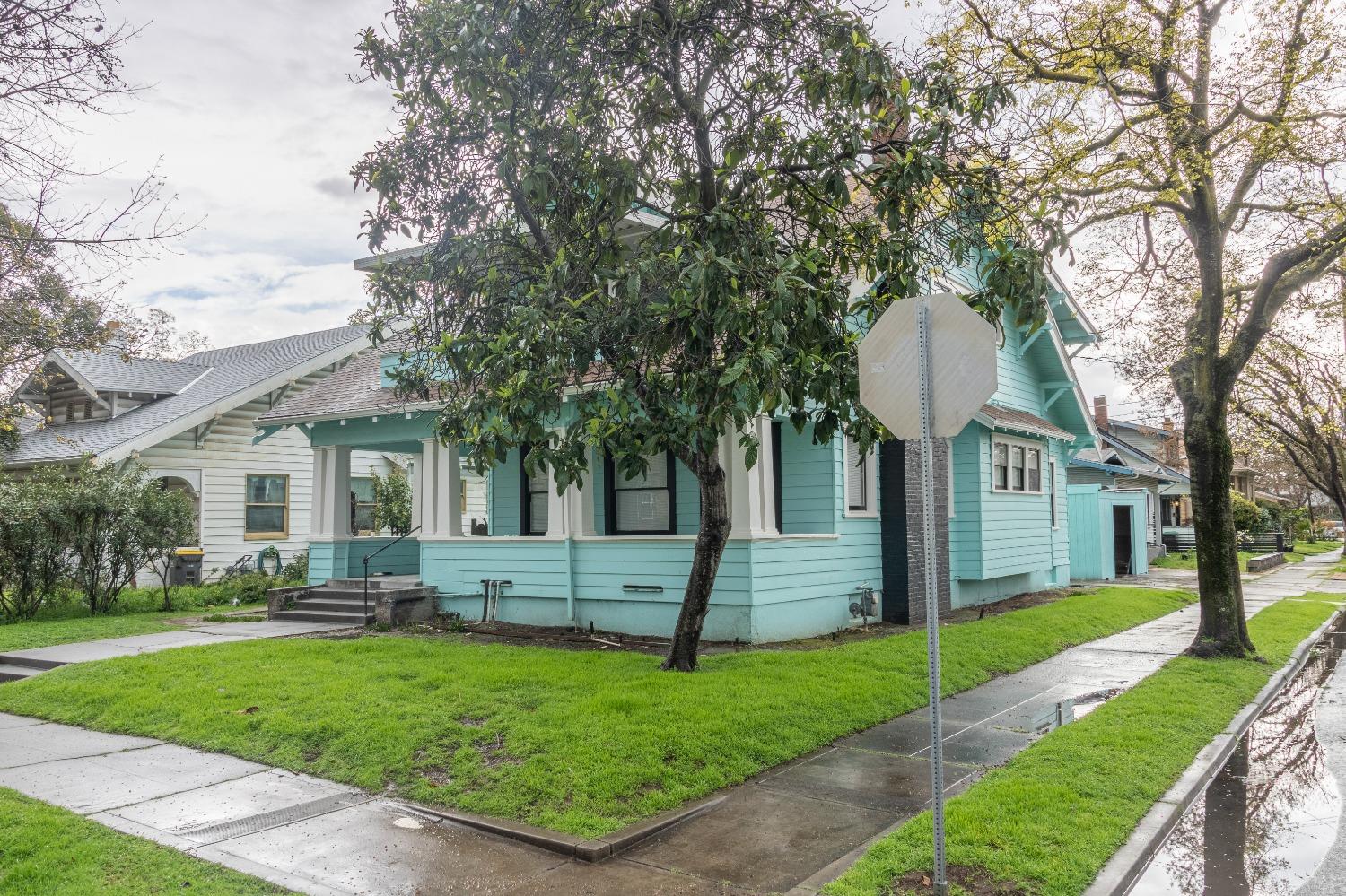 1345 N Lincoln Street