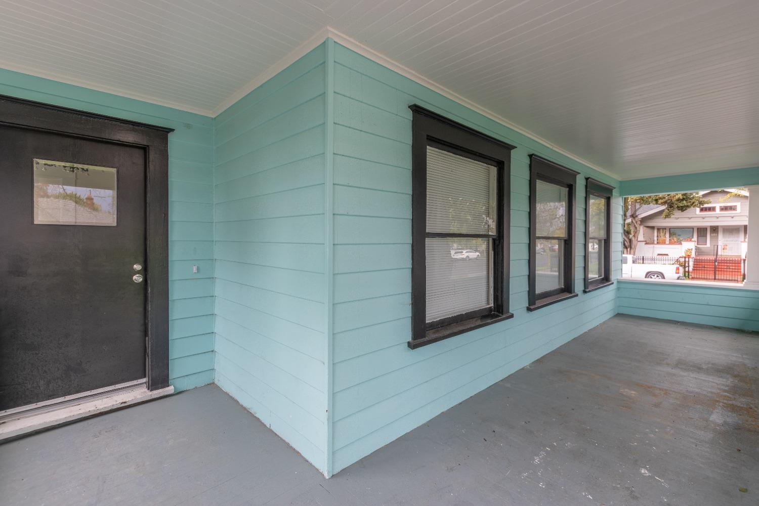 1345 N Lincoln Street