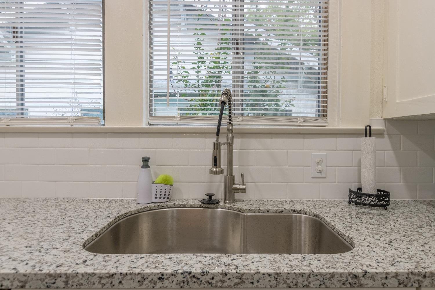 1345 N Lincoln Street