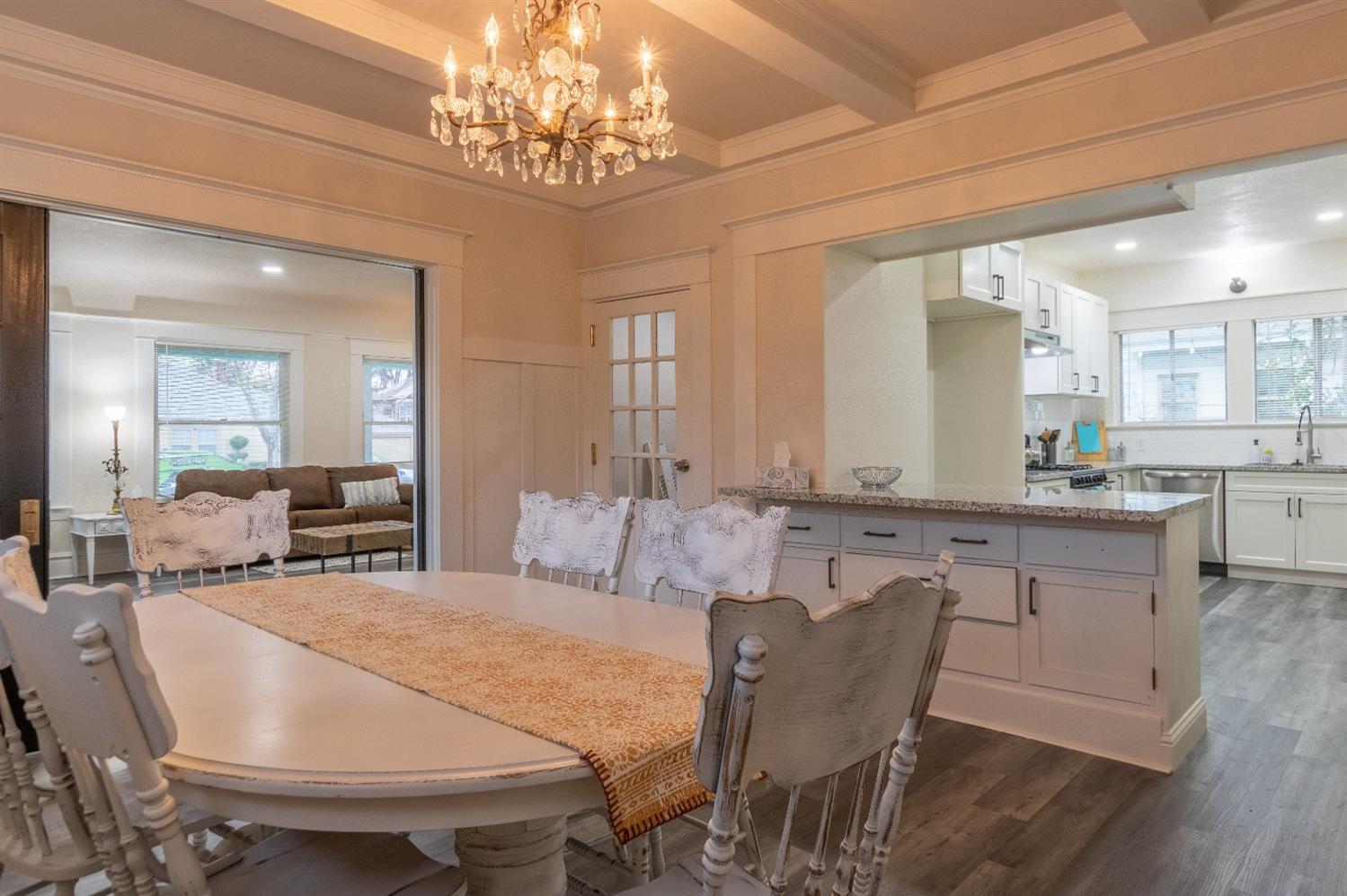 1345 N Lincoln Street