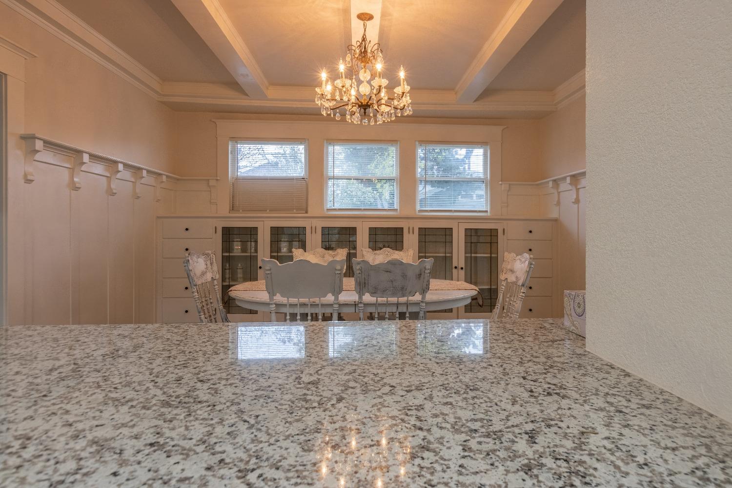 1345 N Lincoln Street