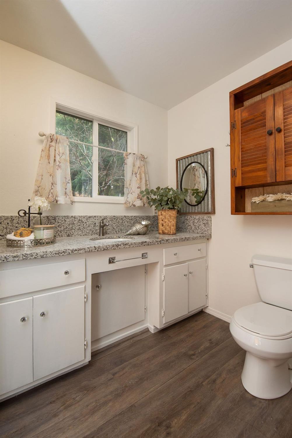 1055 Hidden Valley Road