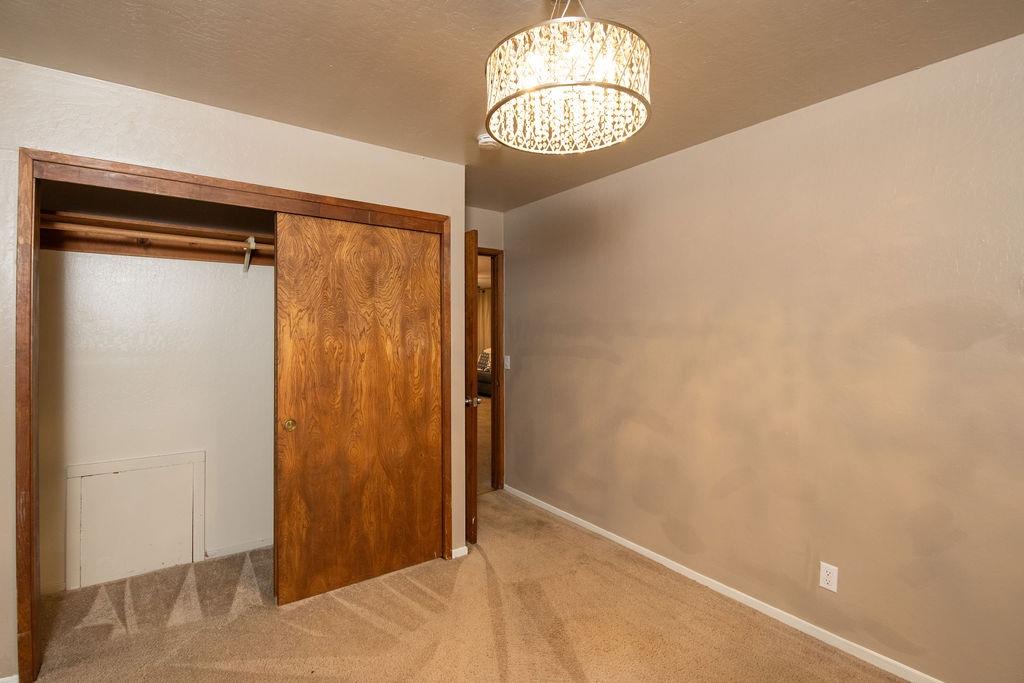 1055 Hidden Valley Road