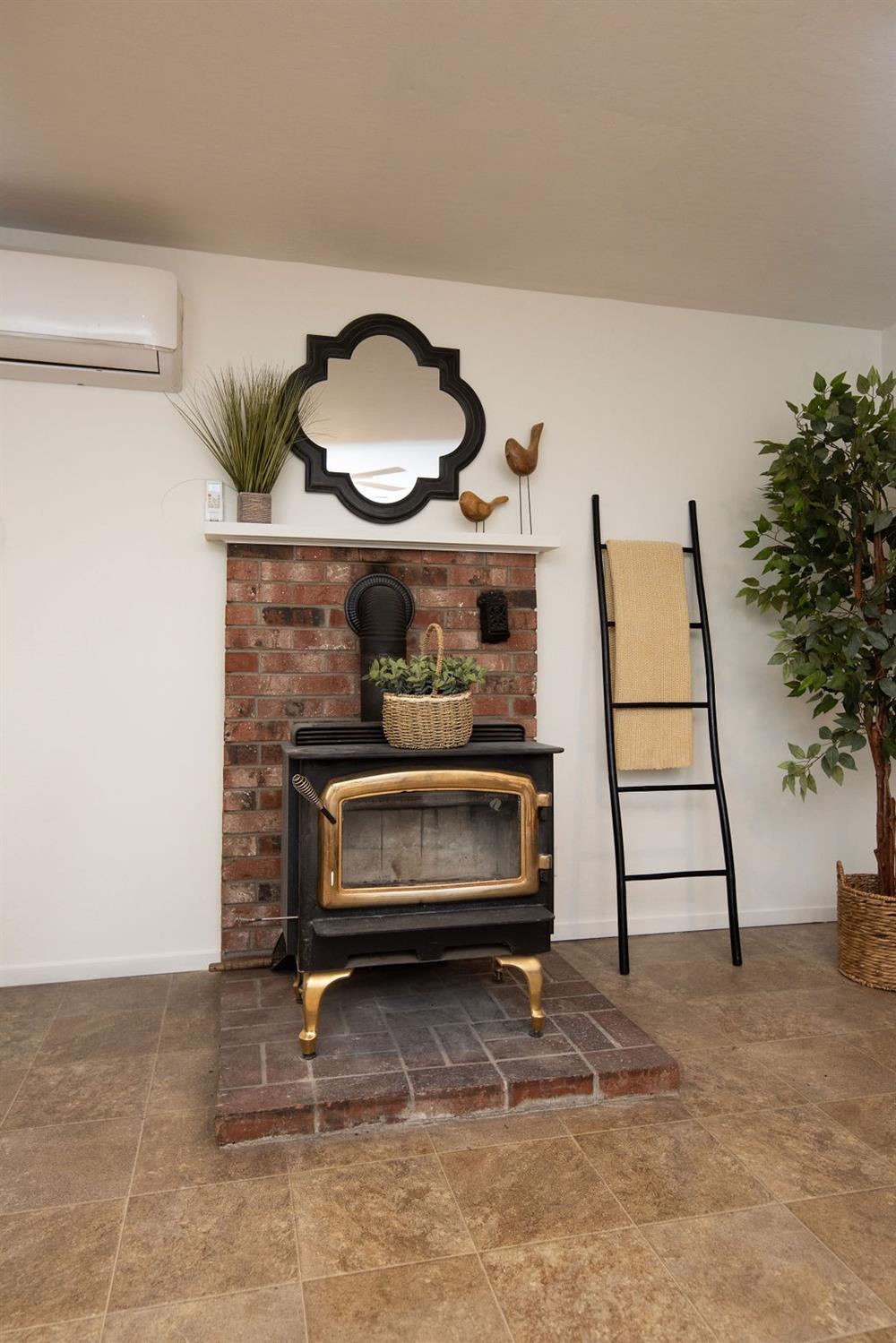 1055 Hidden Valley Road