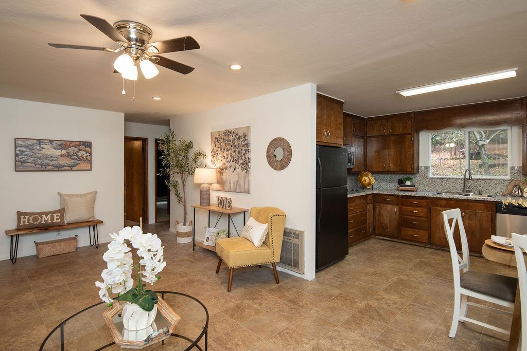 1055 Hidden Valley Road