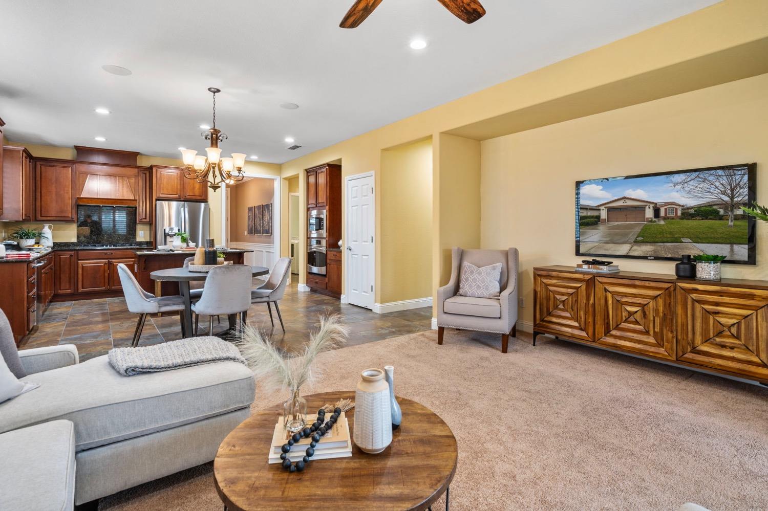 1557 Maple Valley Street