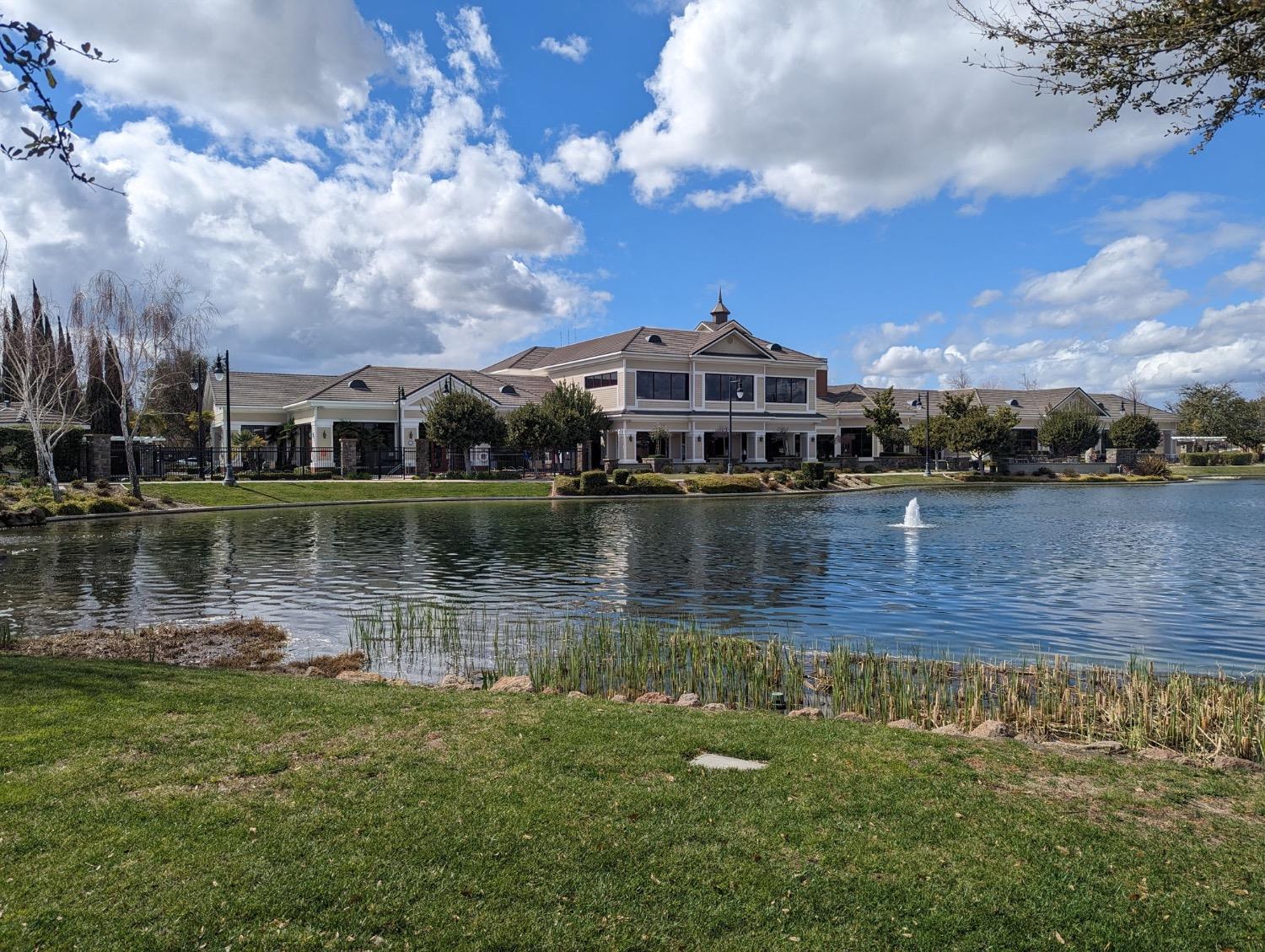 1557 Maple Valley Street