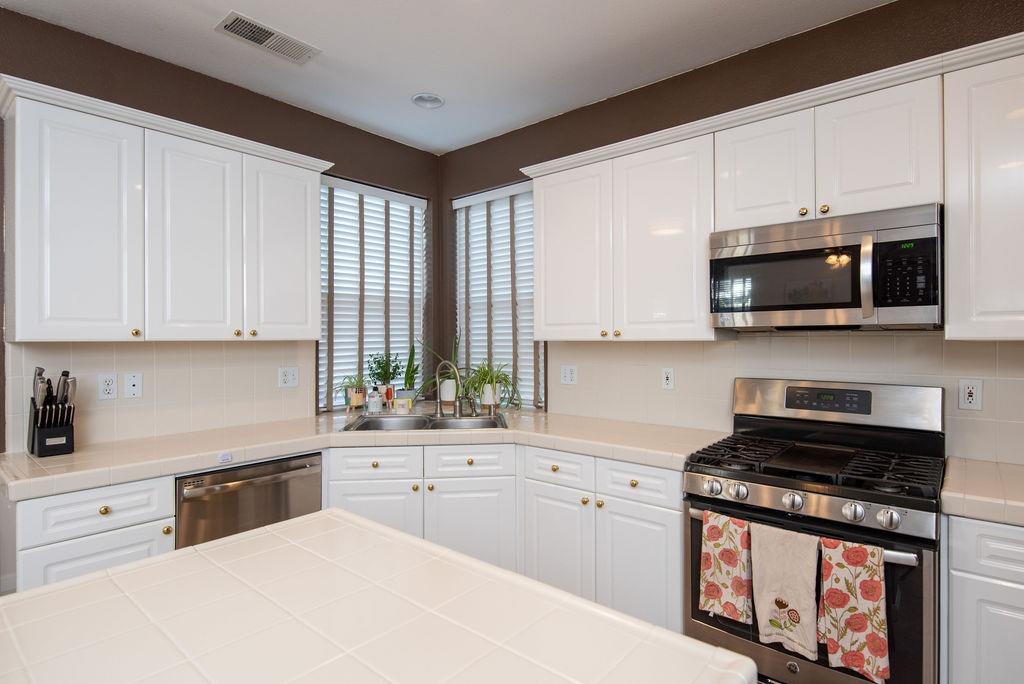 631 Valley View Drive