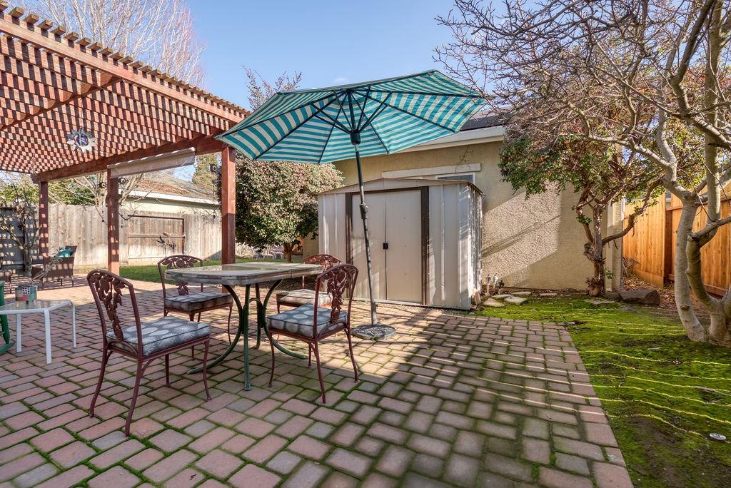 631 Valley View Drive