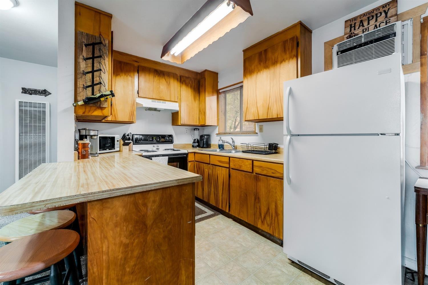 21461 Green Oaks Court