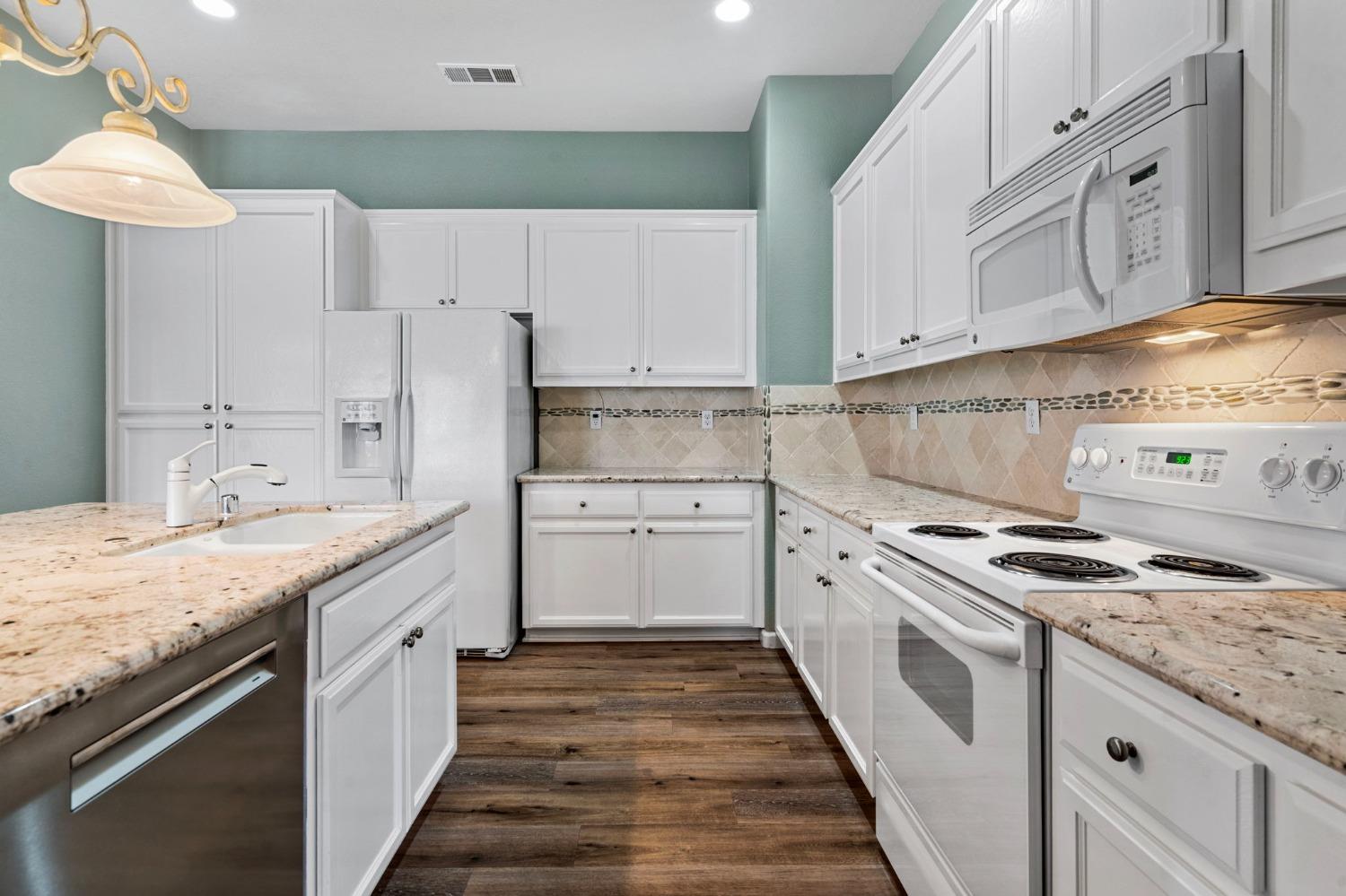 1652 Windy Cove Lane