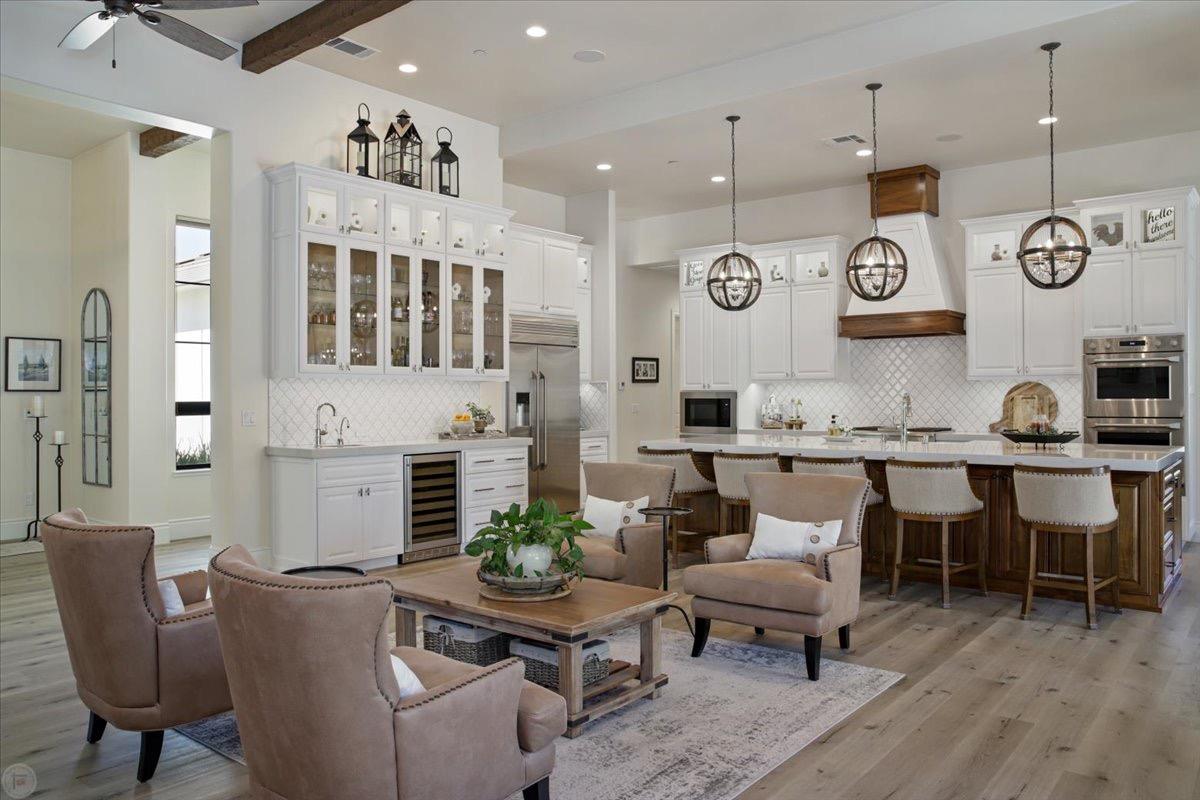 10825 Goldsborough Circle