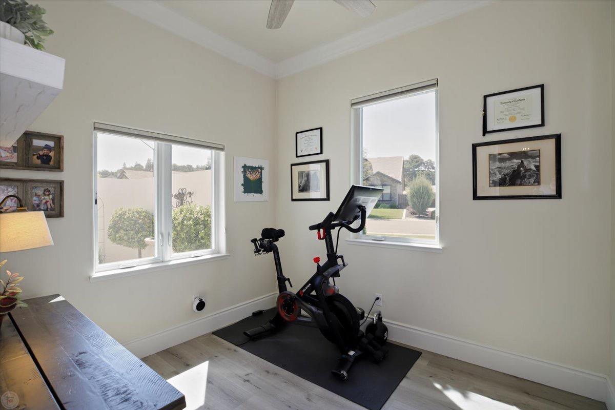 10825 Goldsborough Circle