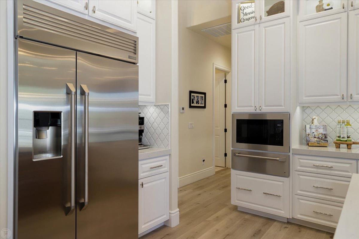 10825 Goldsborough Circle