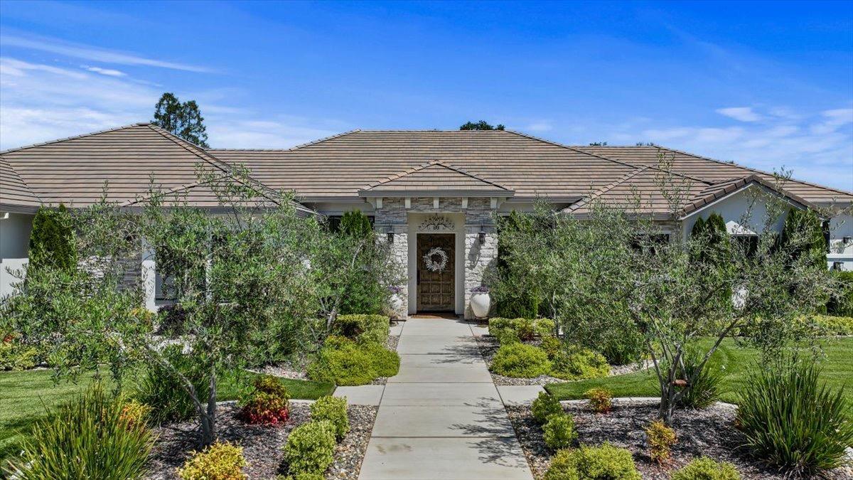 10825 Goldsborough Circle