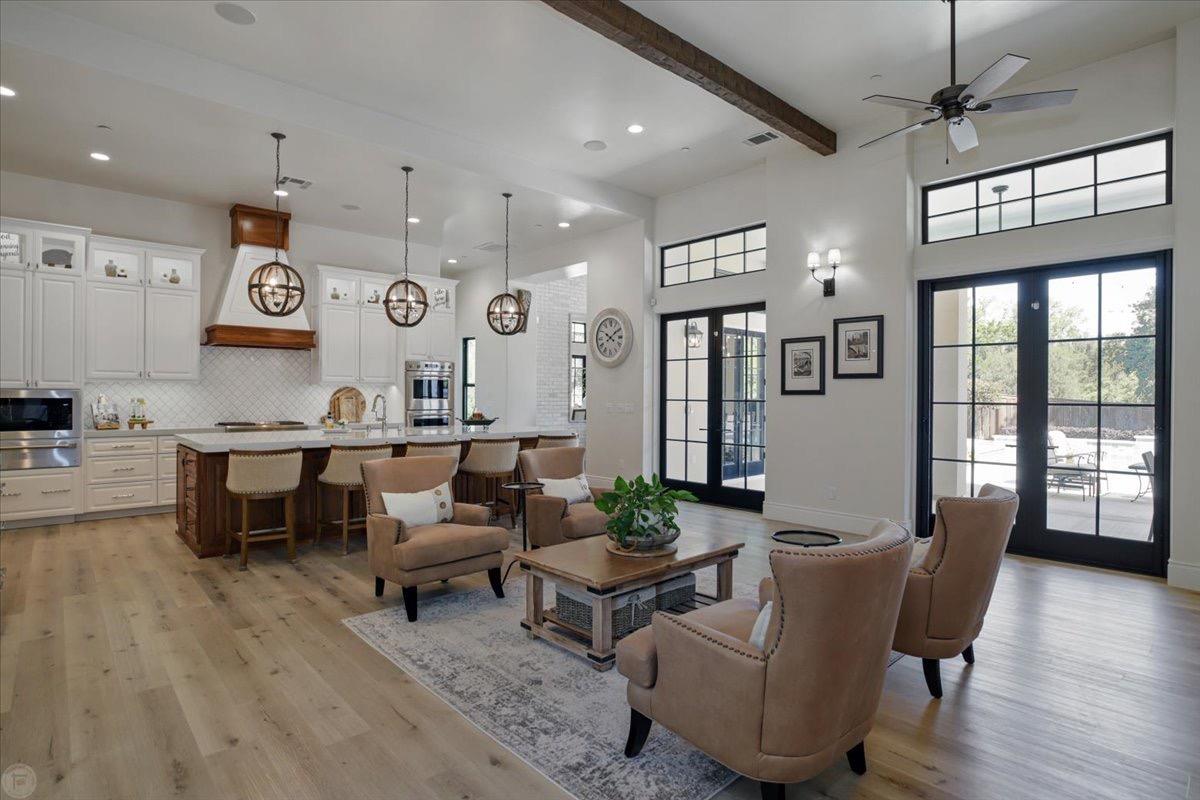 10825 Goldsborough Circle