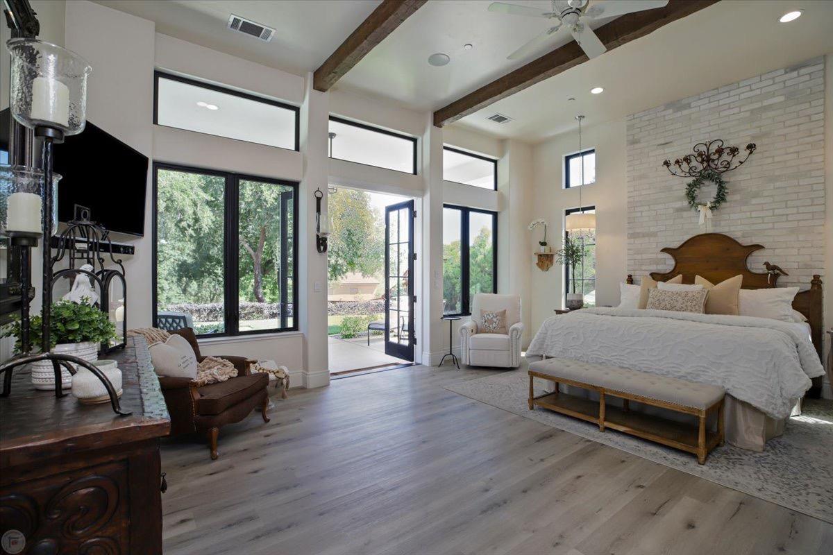 10825 Goldsborough Circle