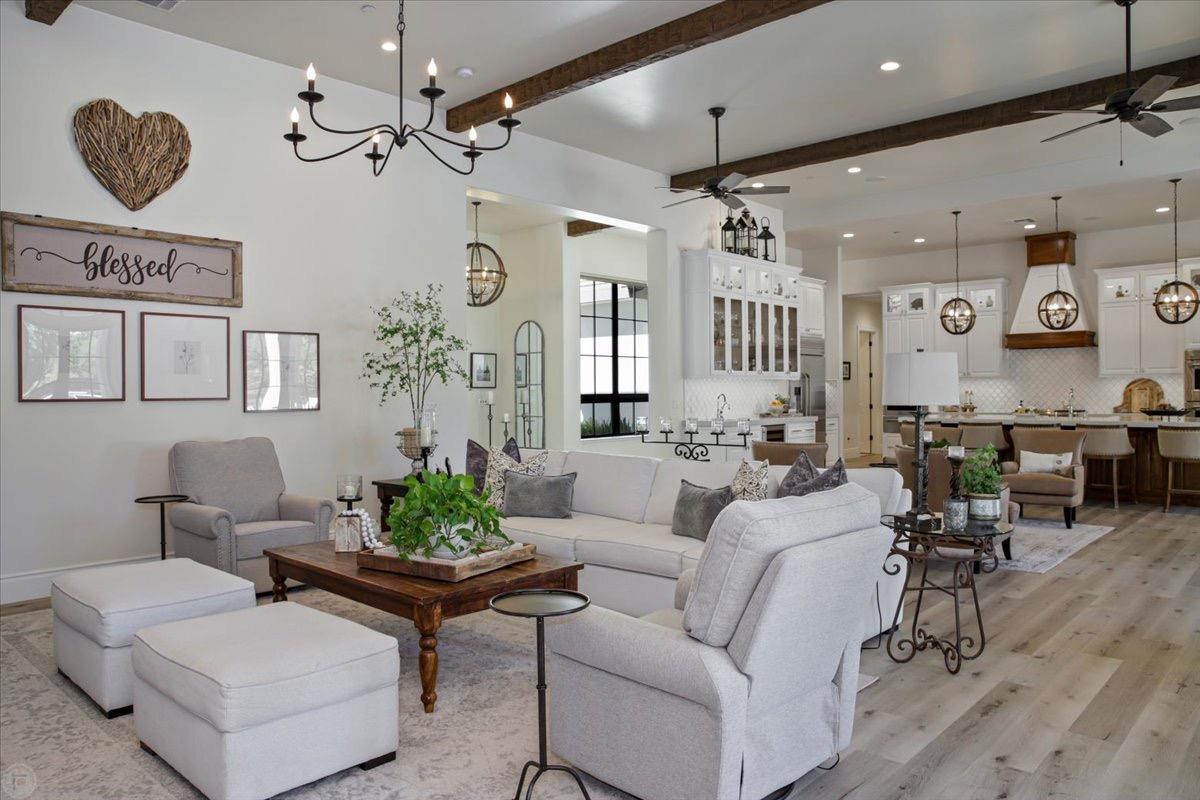 10825 Goldsborough Circle