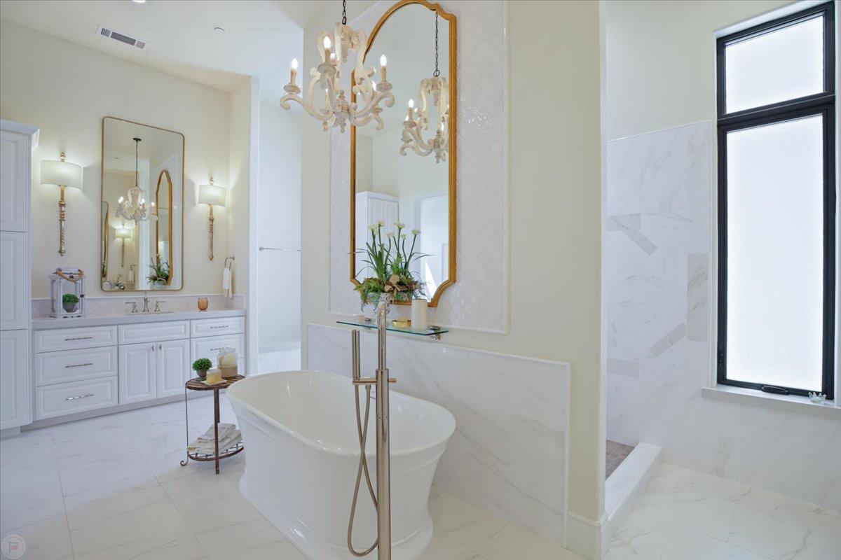 10825 Goldsborough Circle