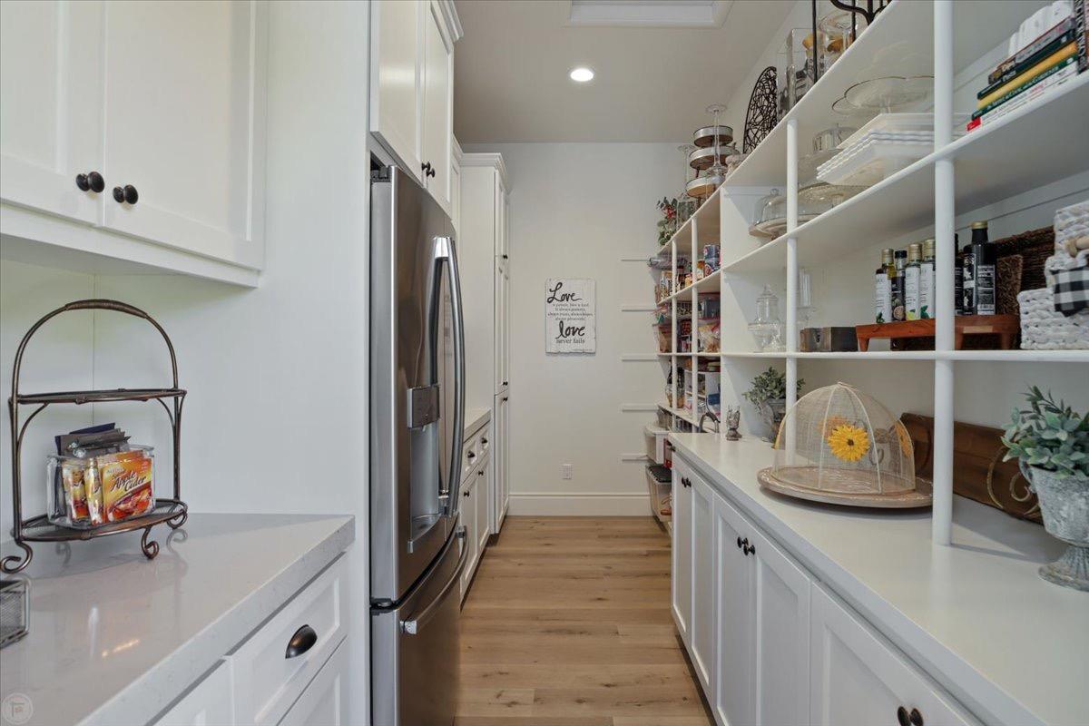 10825 Goldsborough Circle