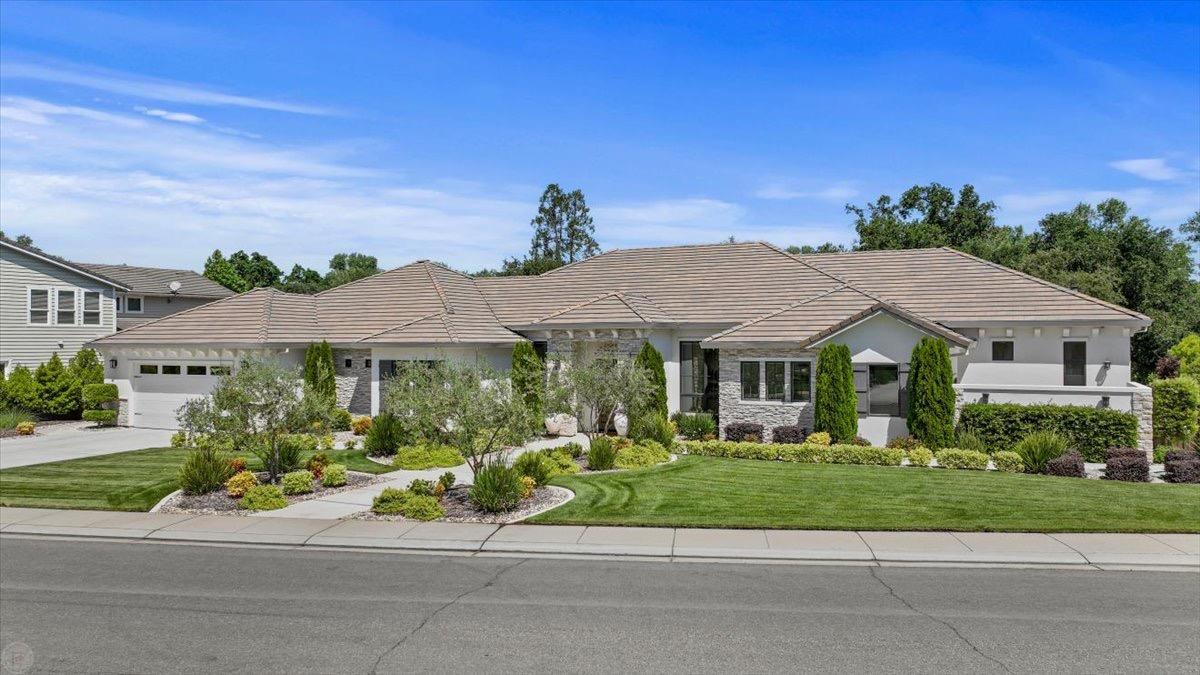 10825 Goldsborough Circle