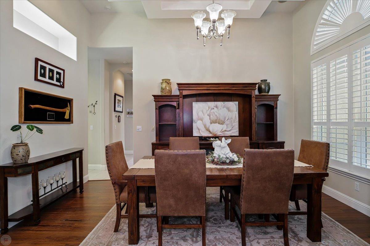 9906 Country Oak Court