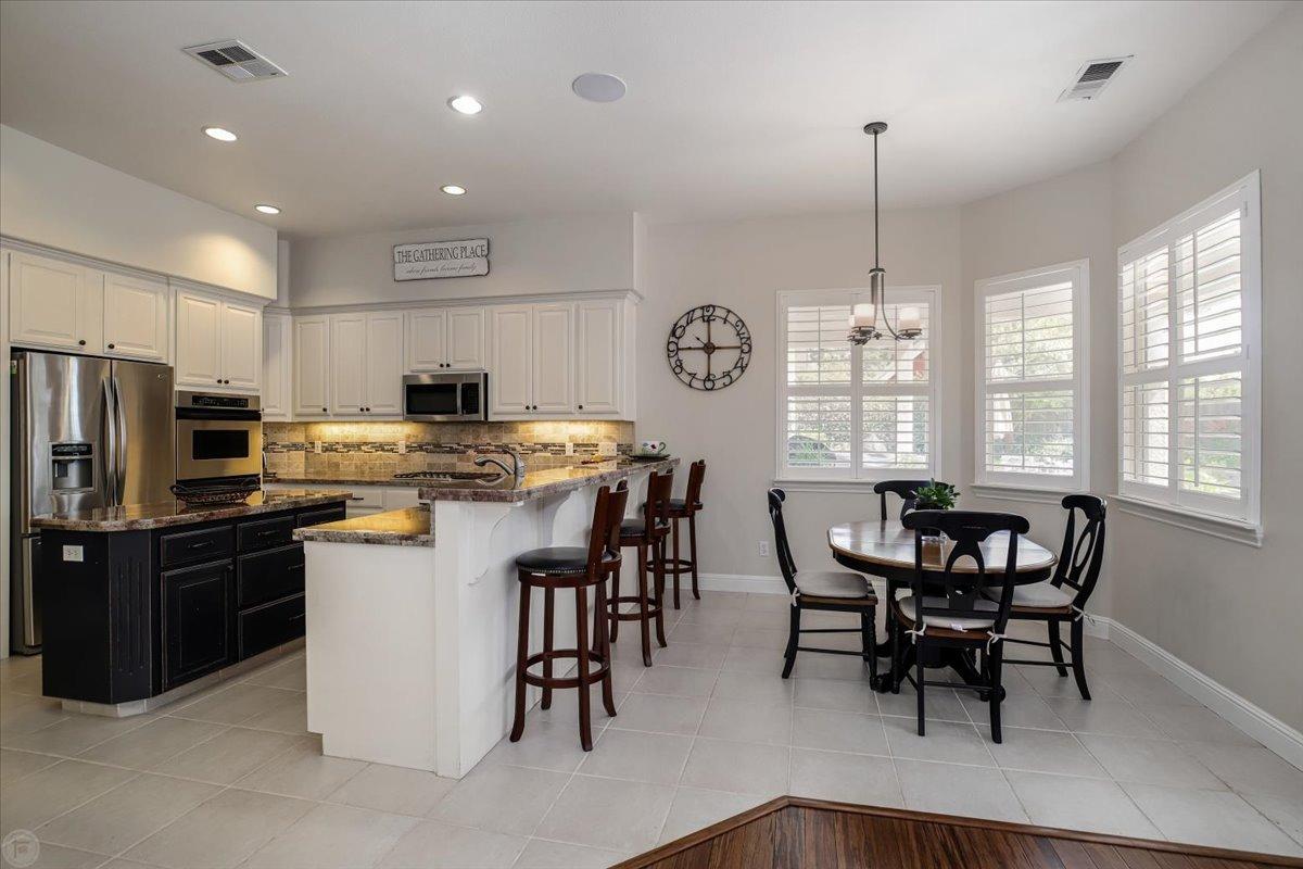 9906 Country Oak Court