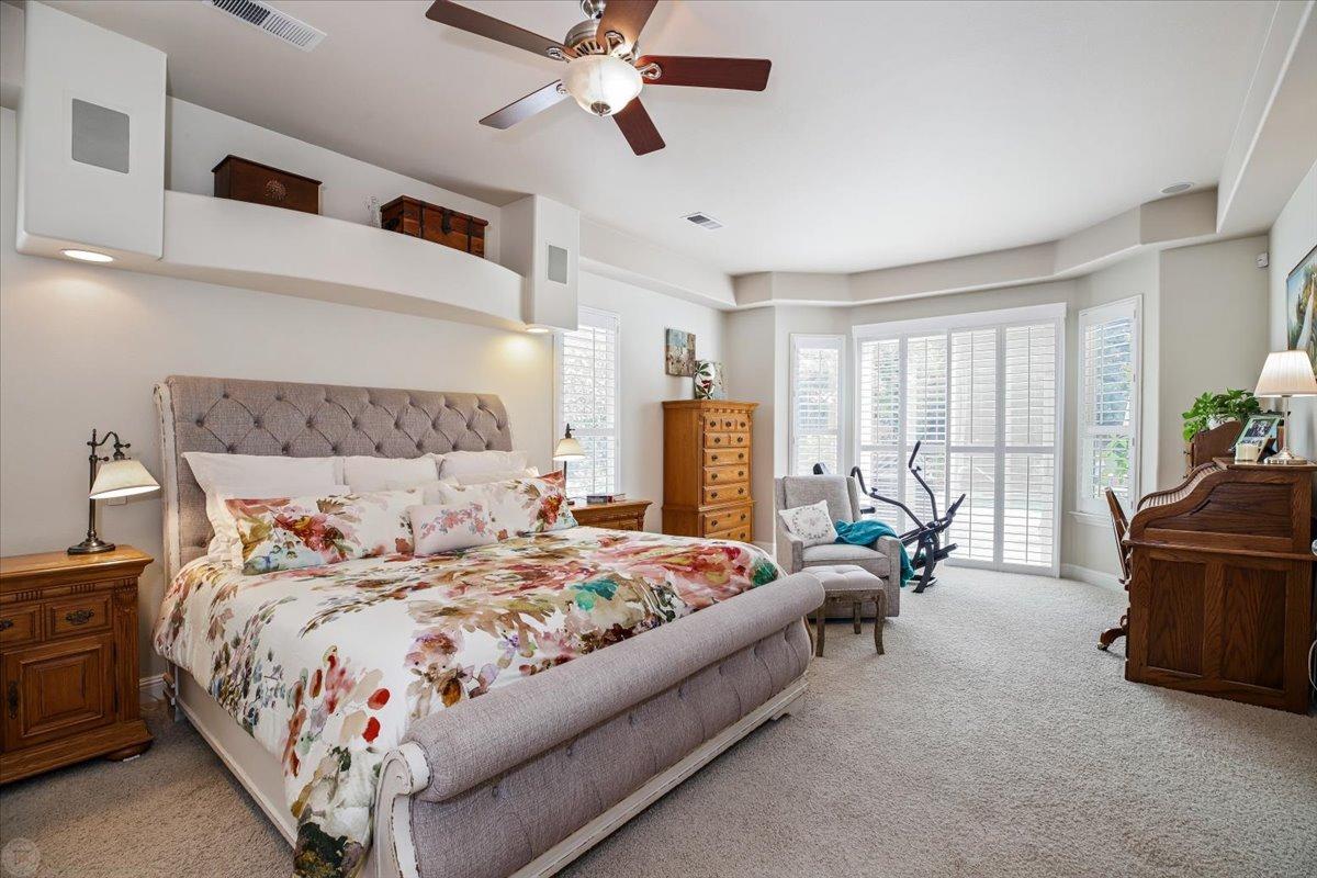 9906 Country Oak Court