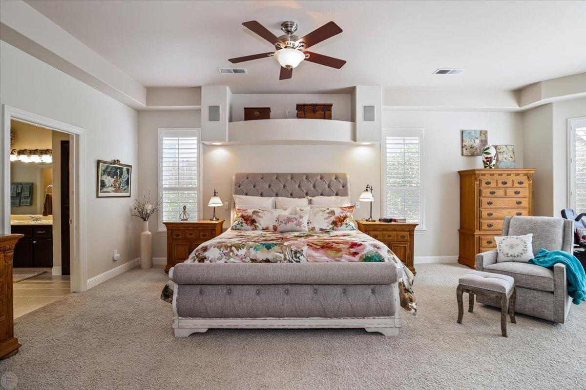 9906 Country Oak Court