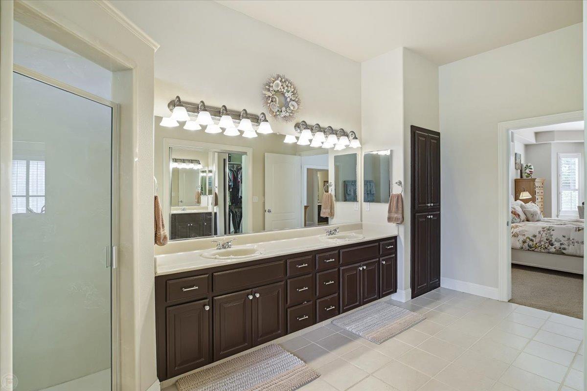 9906 Country Oak Court