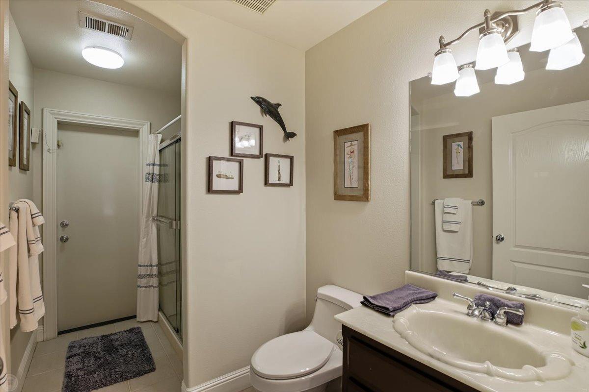 9906 Country Oak Court