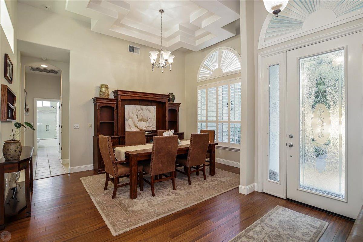 9906 Country Oak Court