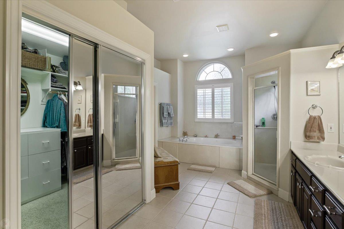 9906 Country Oak Court