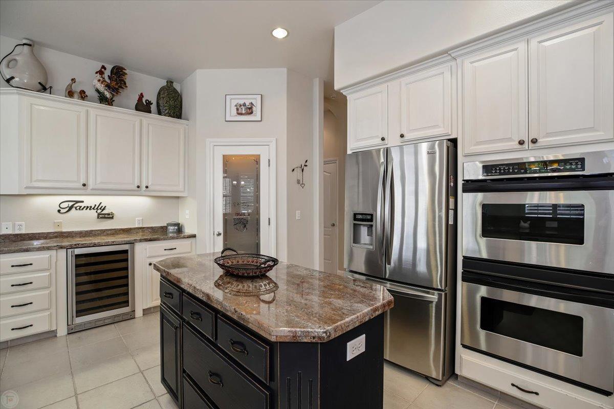 9906 Country Oak Court