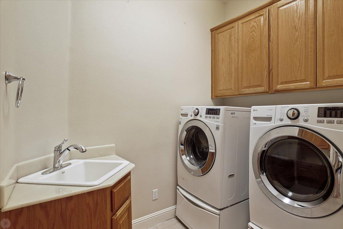 9906 Country Oak Court