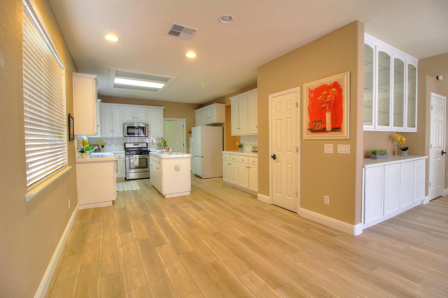 4337 Peninsula Drive