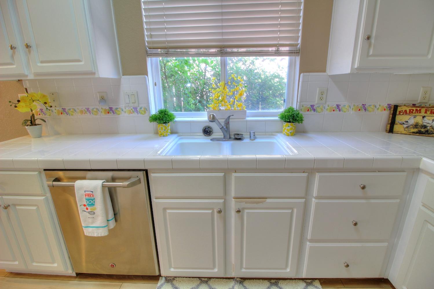 4337 Peninsula Drive