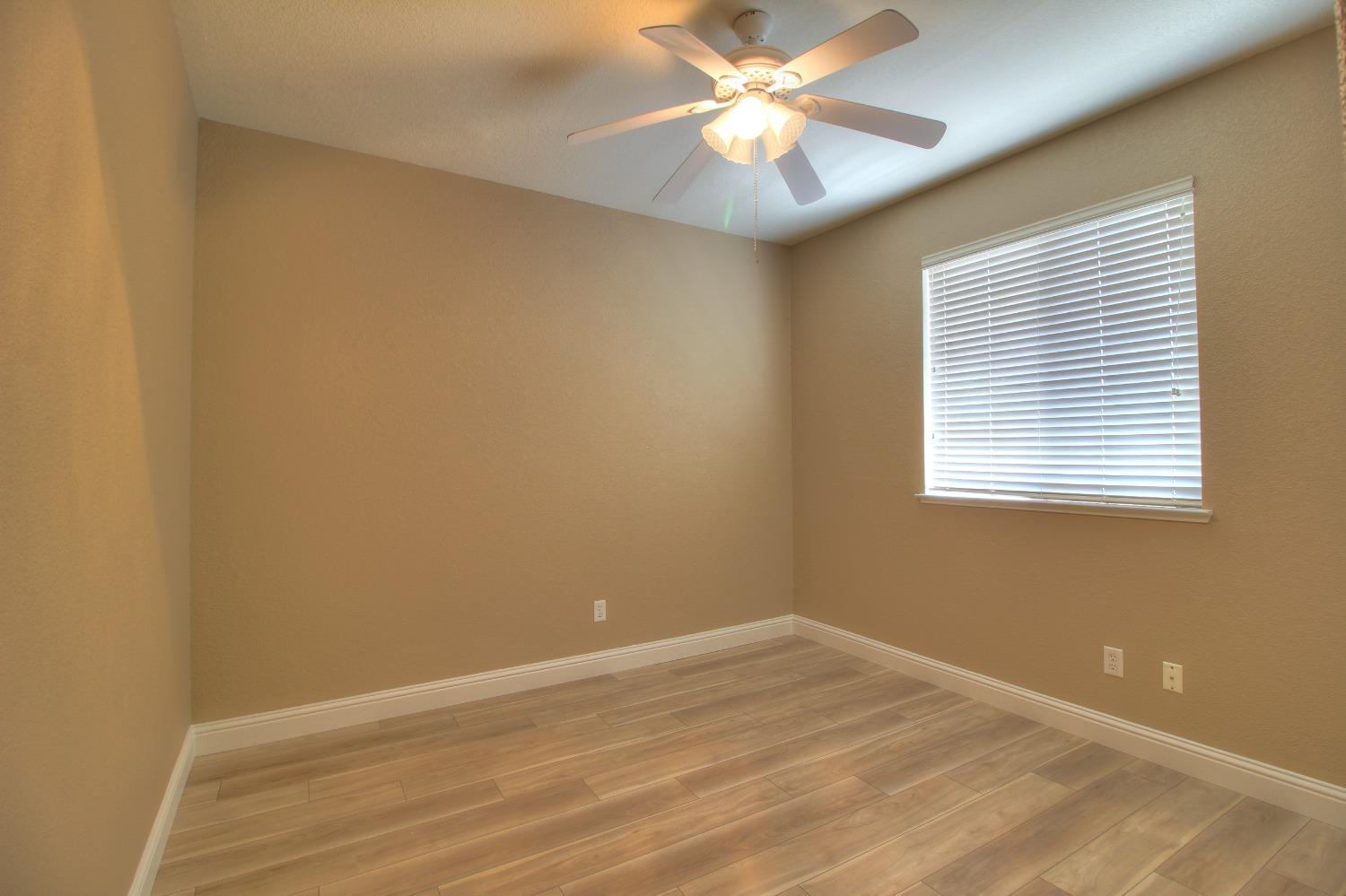 4337 Peninsula Drive