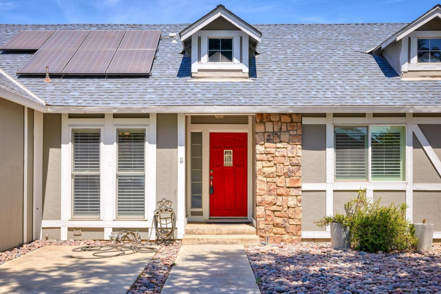 3721 Chippewa Street