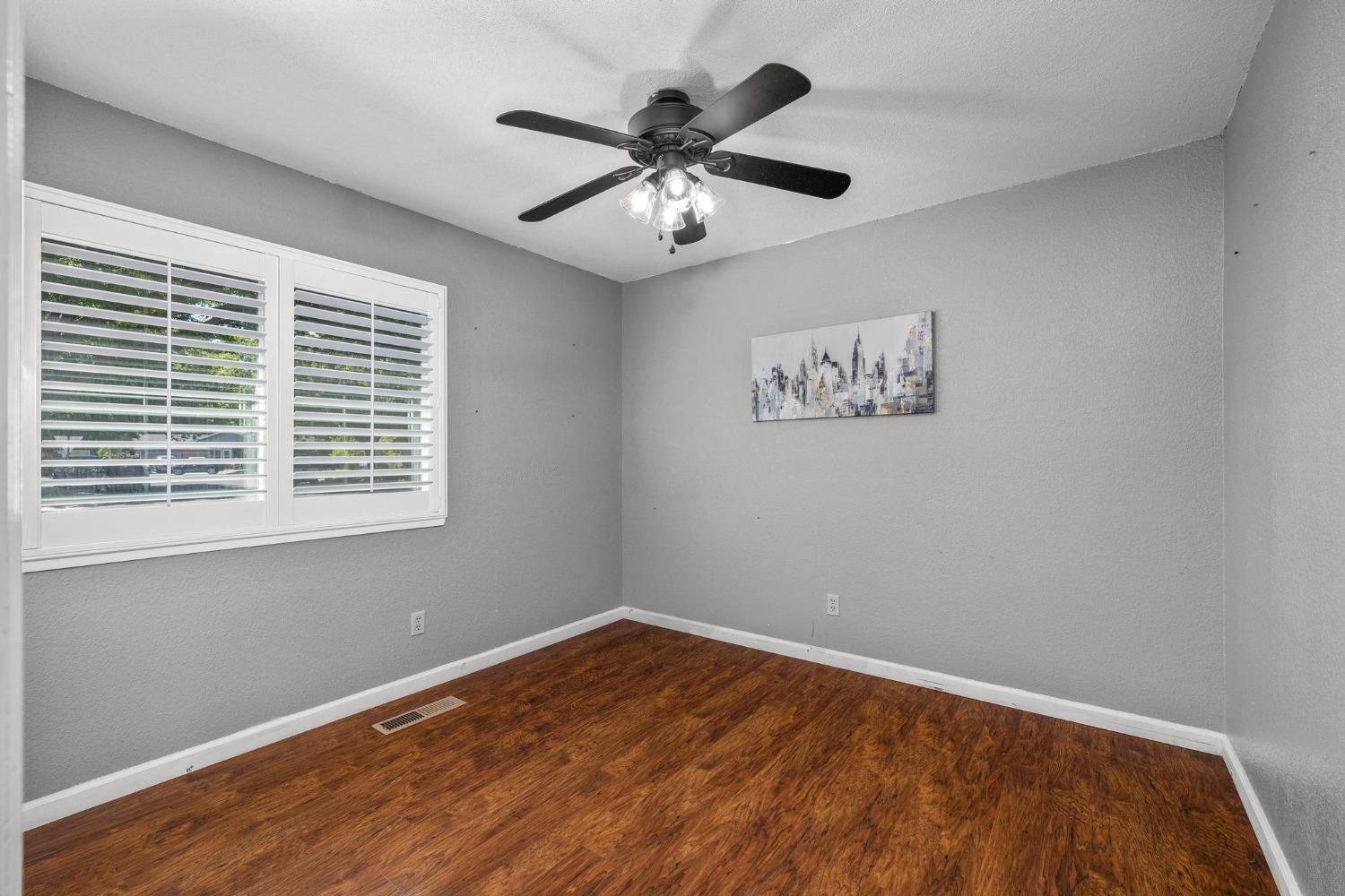 3721 Chippewa Street