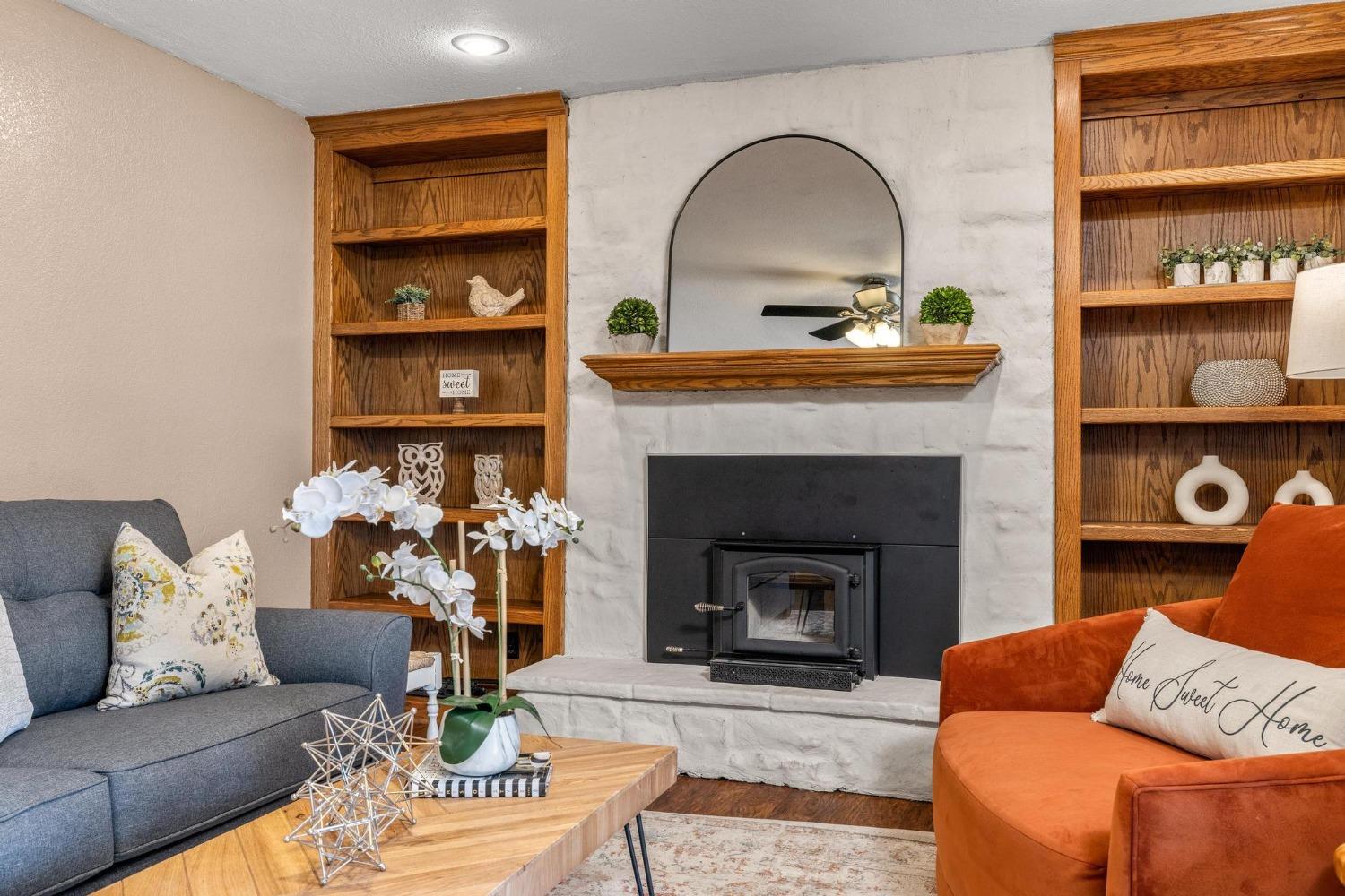 3721 Chippewa Street