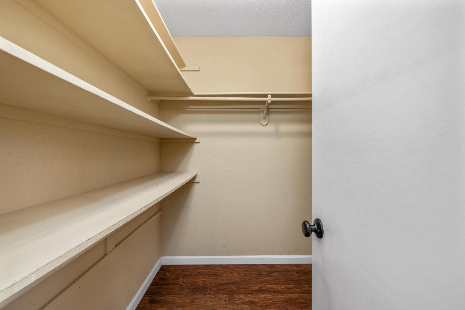 3721 Chippewa Street