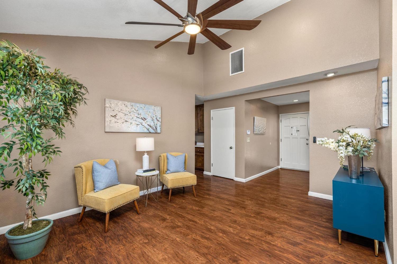 3721 Chippewa Street