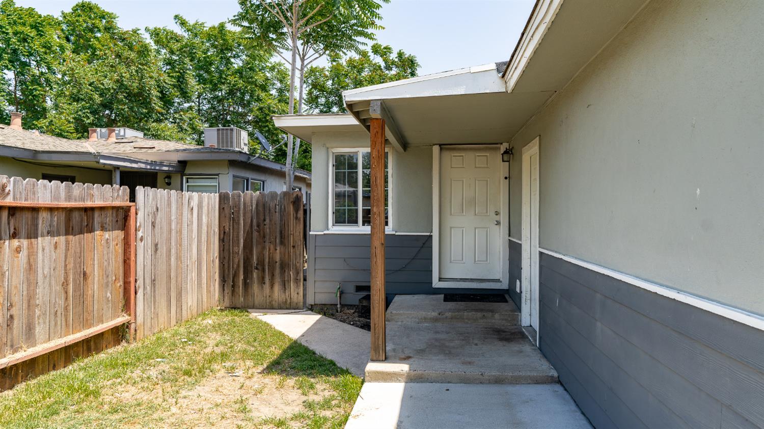 706 El Camino Avenue